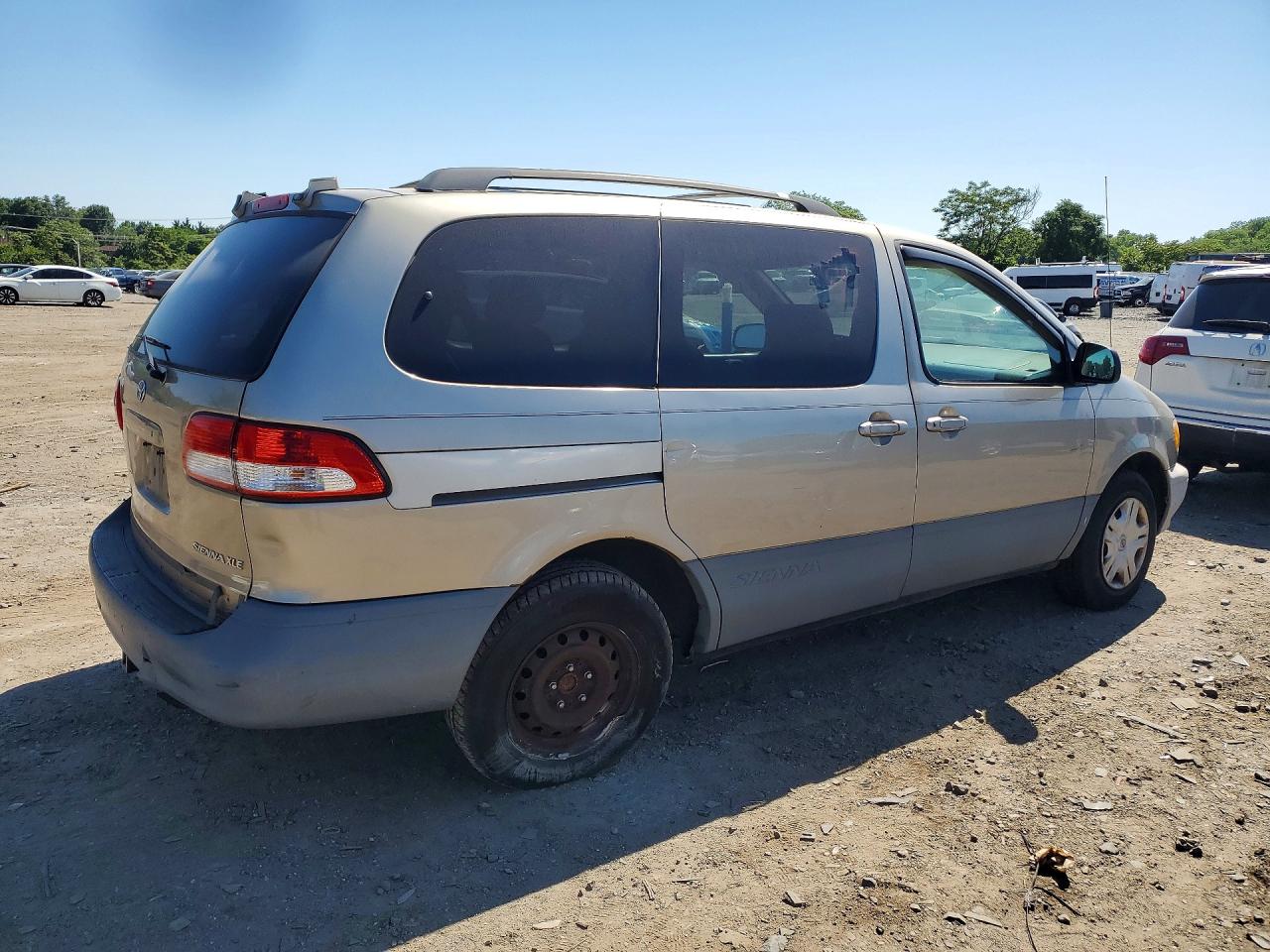 Toyota Sienna Ce