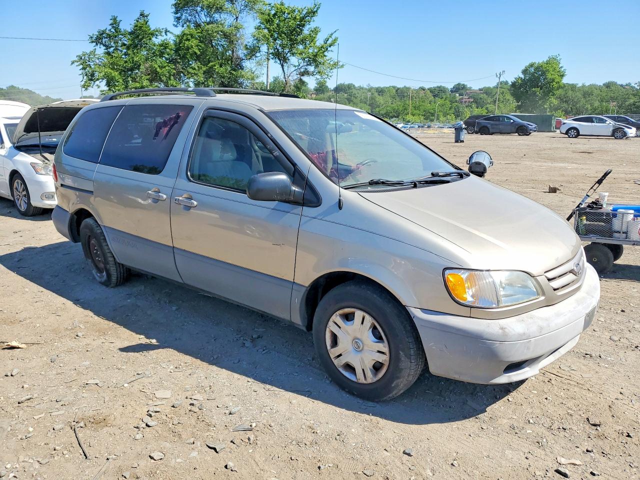 Toyota Sienna Ce
