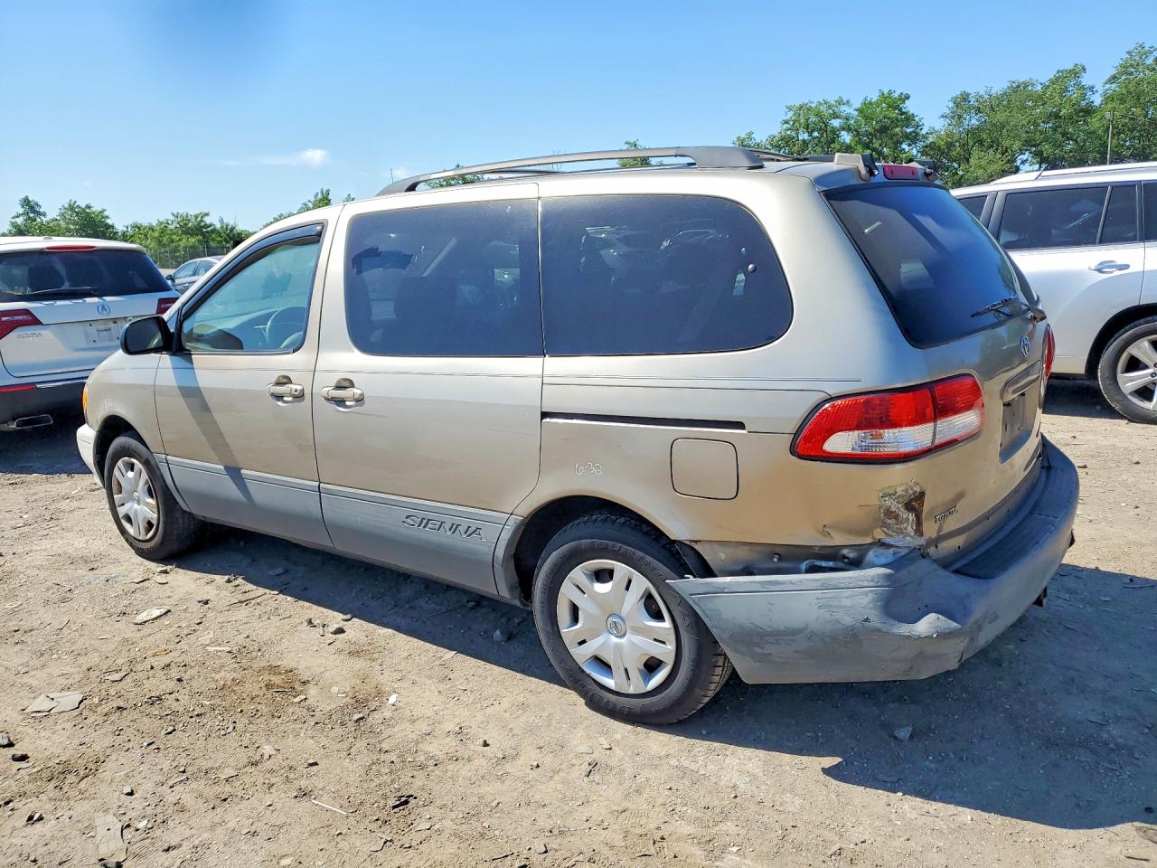 Toyota Sienna Ce