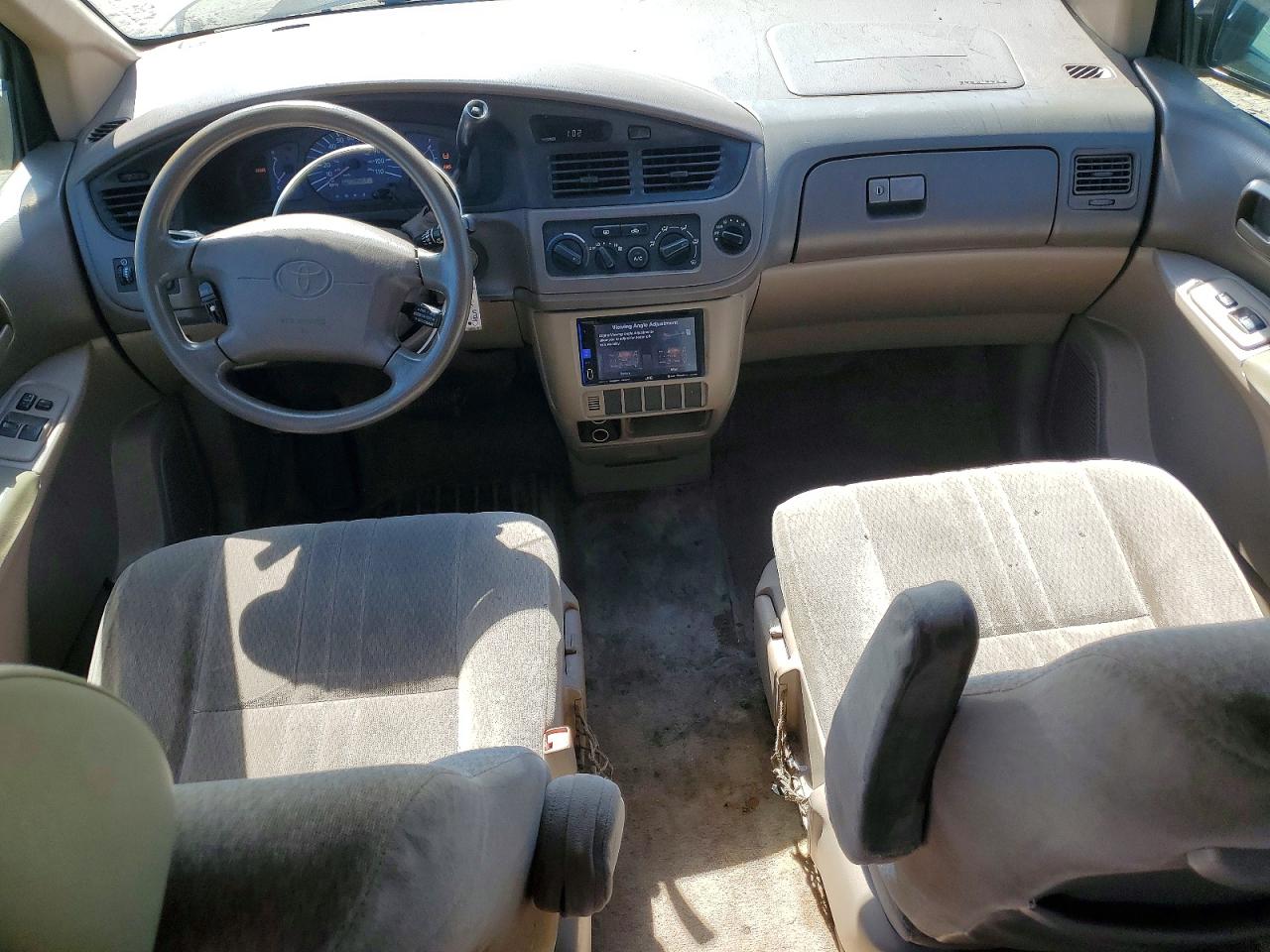 Toyota Sienna Ce