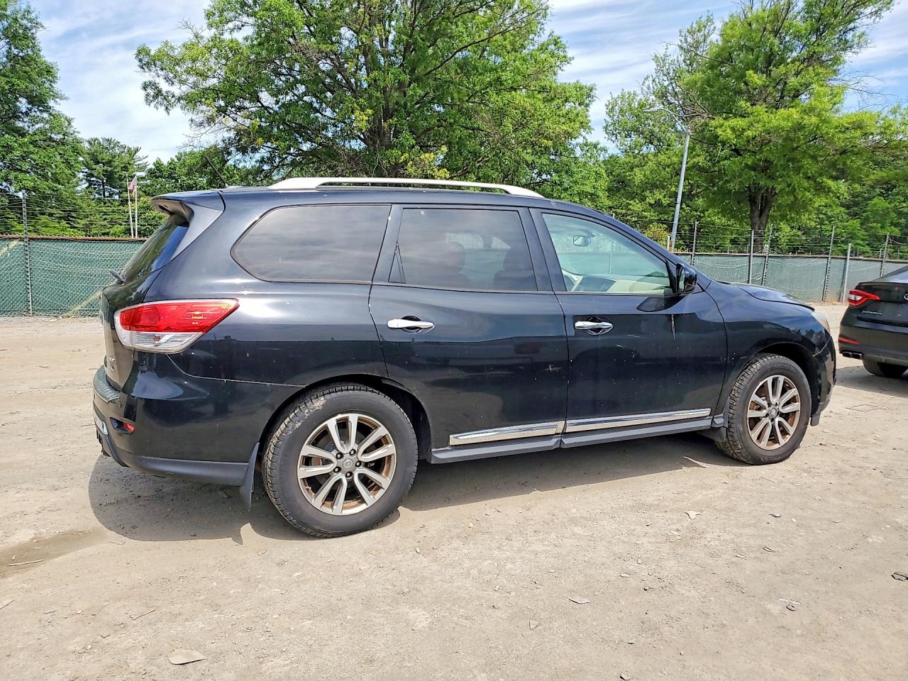 Nissan Pathfinder Sl