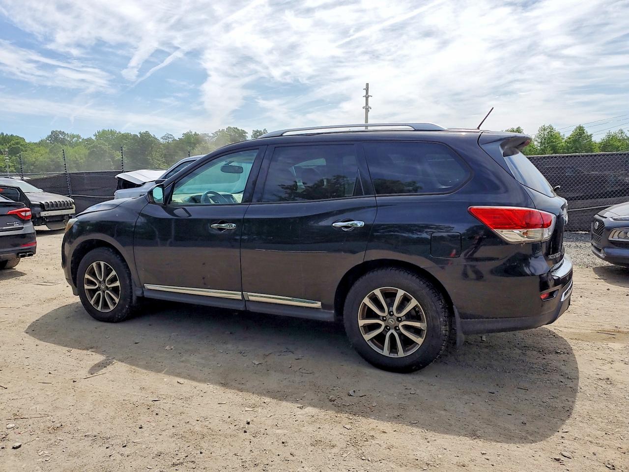 Nissan Pathfinder Sl