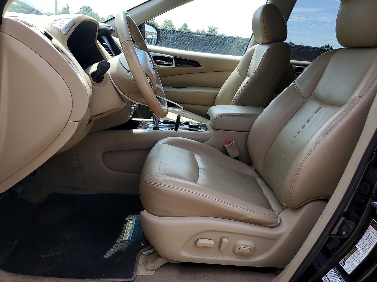 Nissan Pathfinder Sl