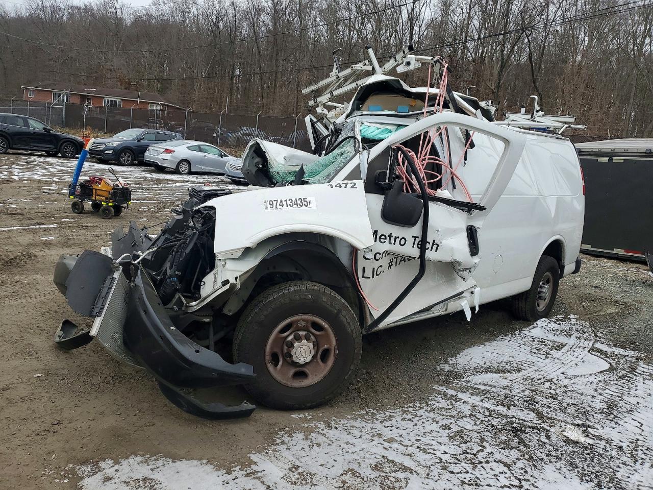 Salvage Chevrolet Express Image