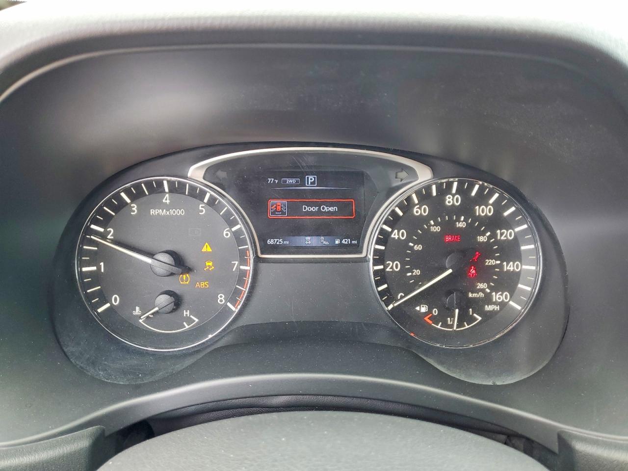 Nissan Pathfinder Sv