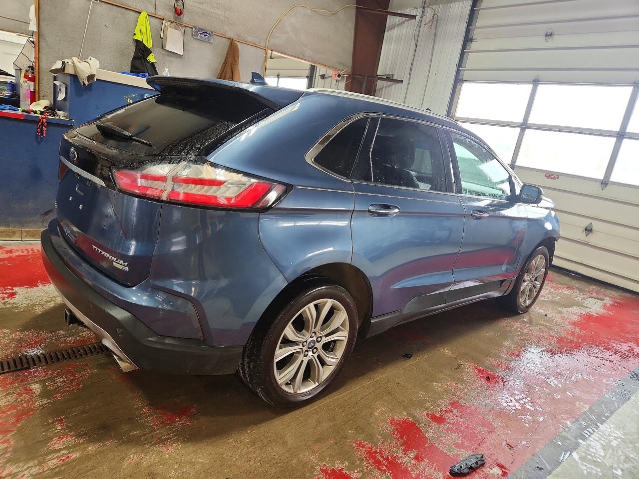 Ford Edge Titanium