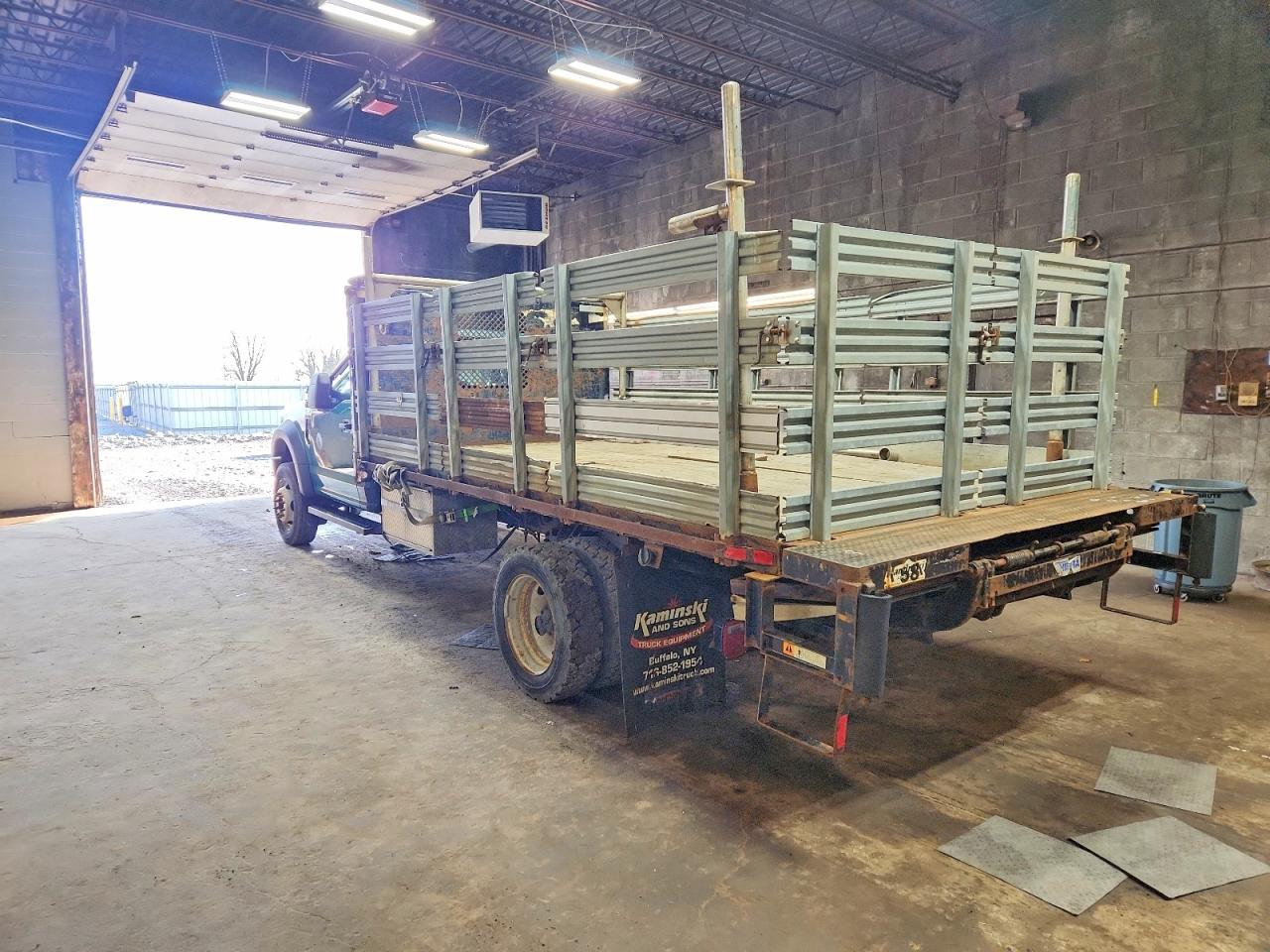 Ford F-550 Super Duty