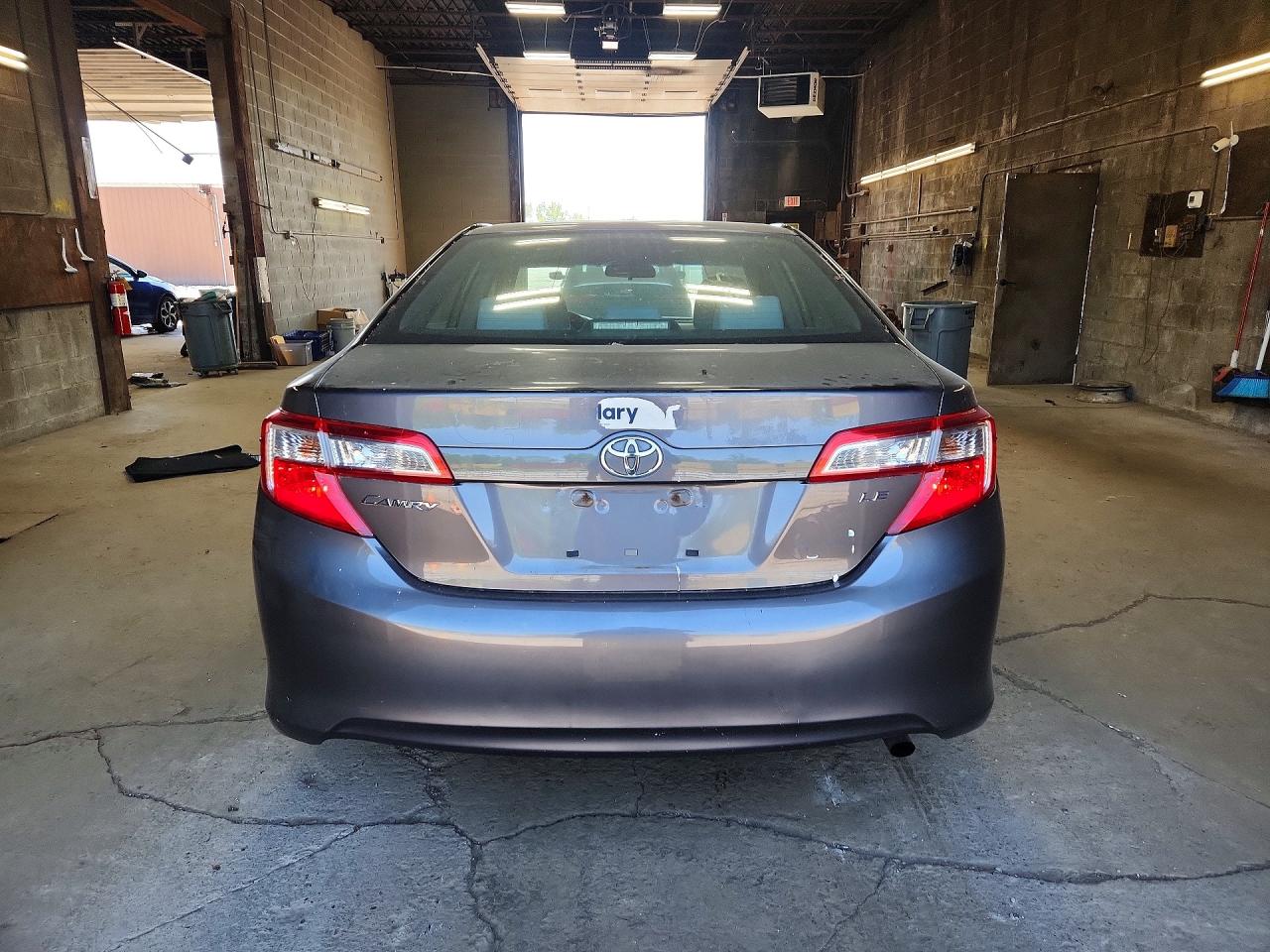 Toyota Camry Le