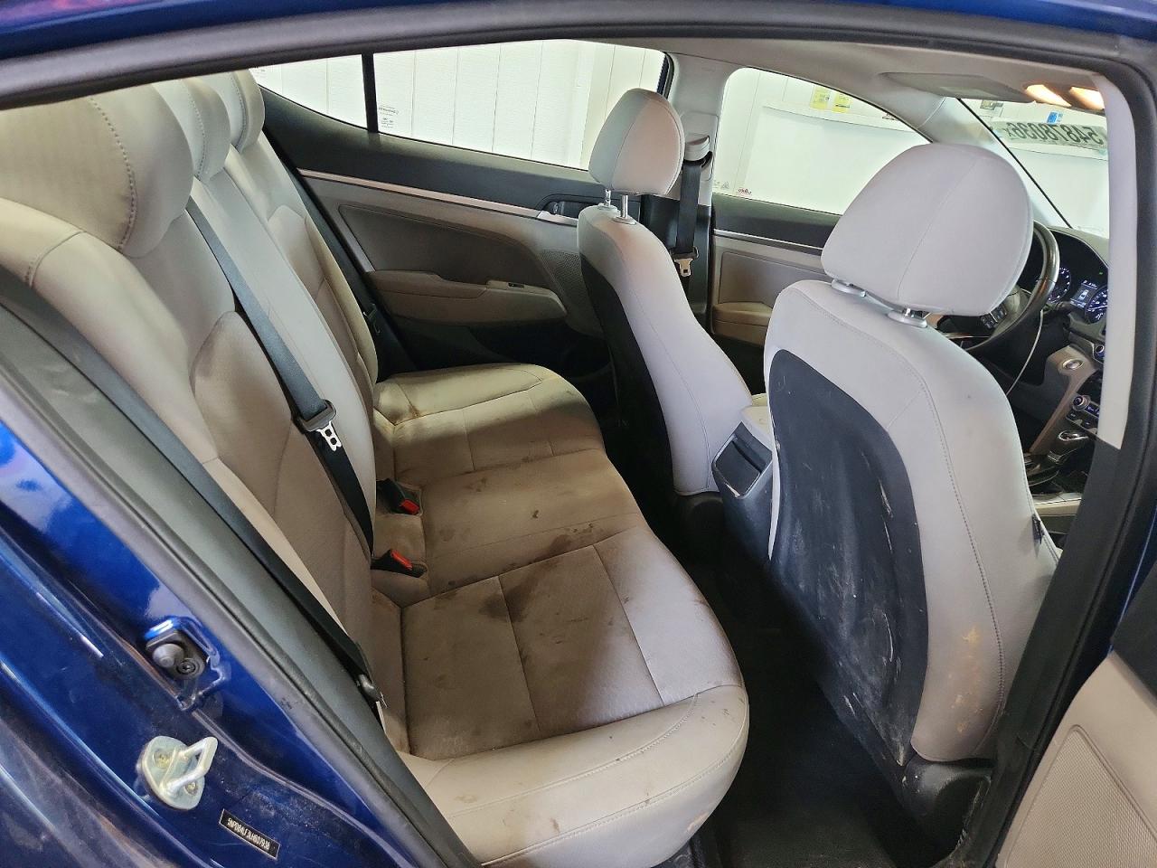 Hyundai ELANTRA Value Edition
