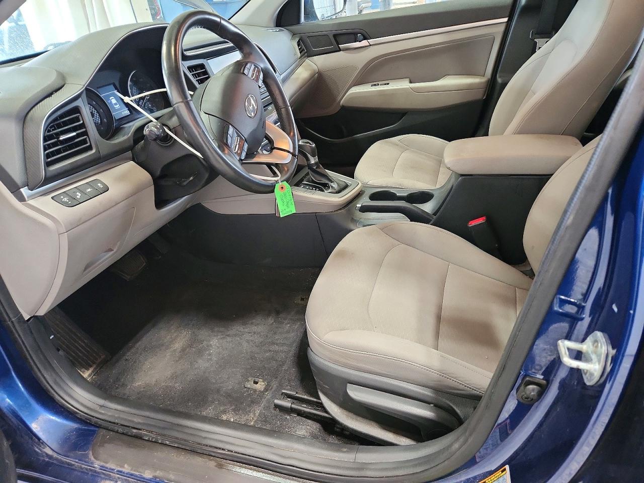 Hyundai ELANTRA Value Edition