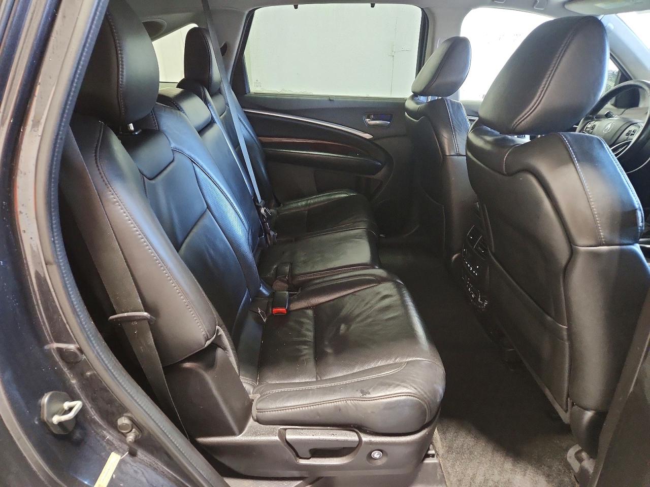 Acura MDX Advance