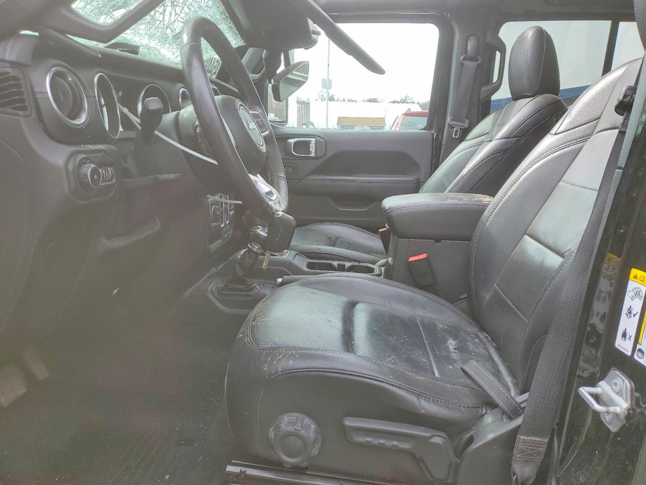 Jeep Wrangler Sahara