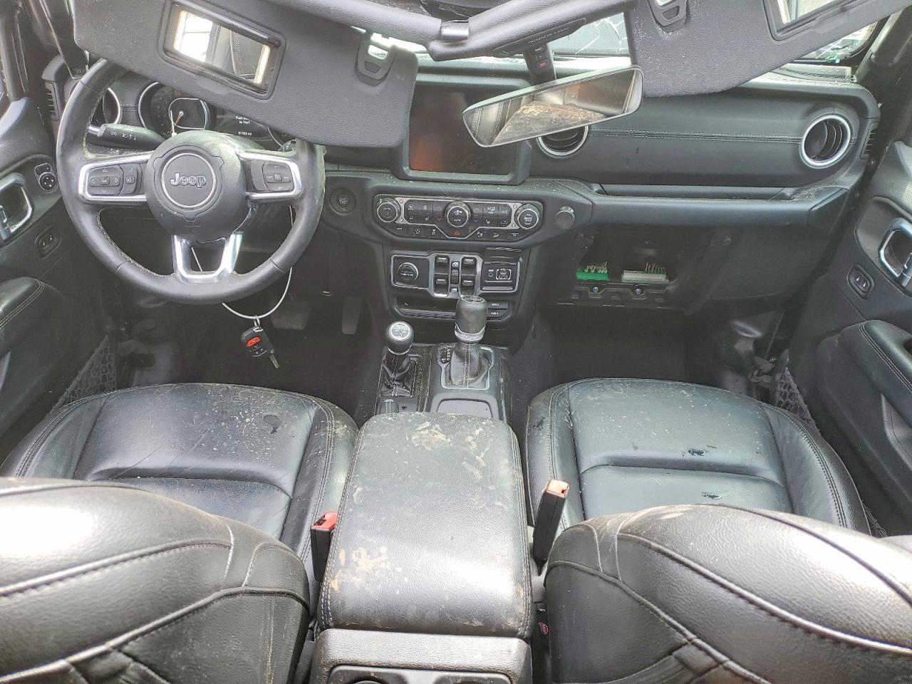 Jeep Wrangler Sahara