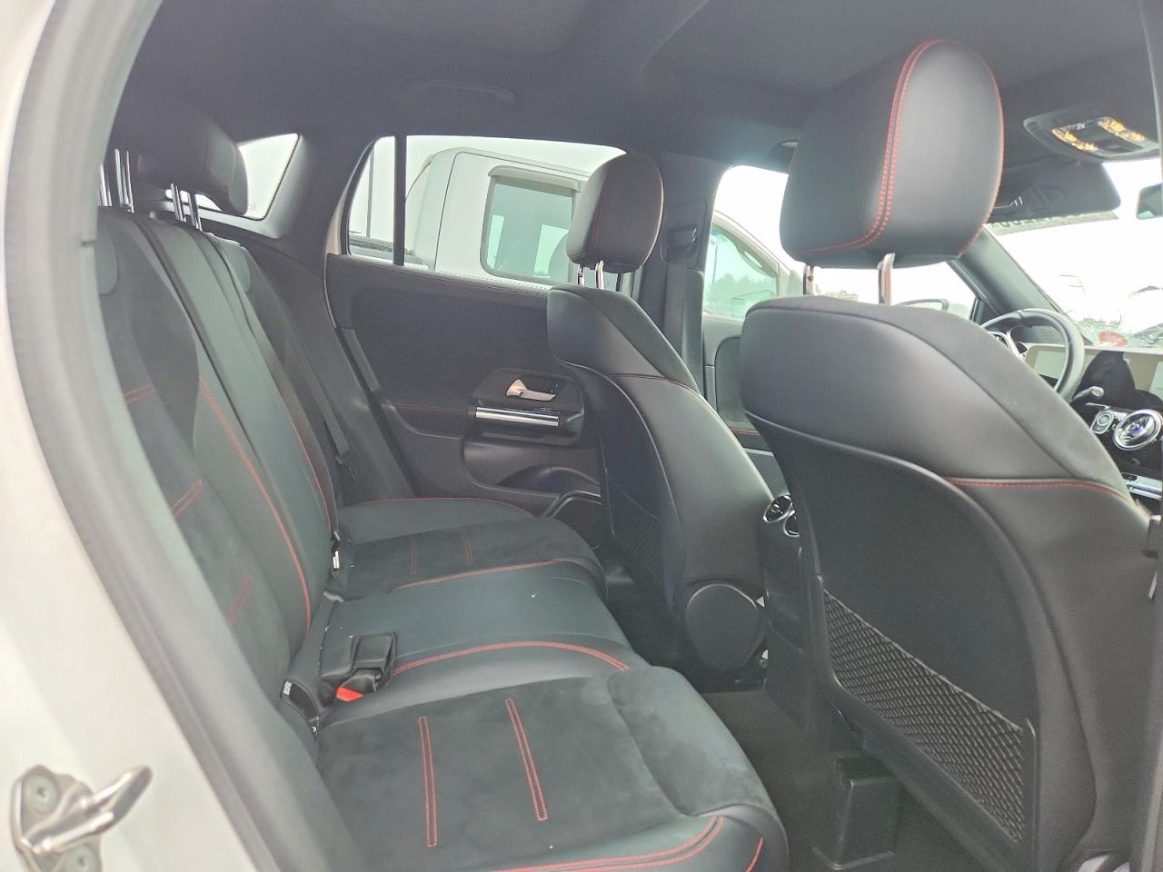 Mercedes-Benz GLA 250 4matic