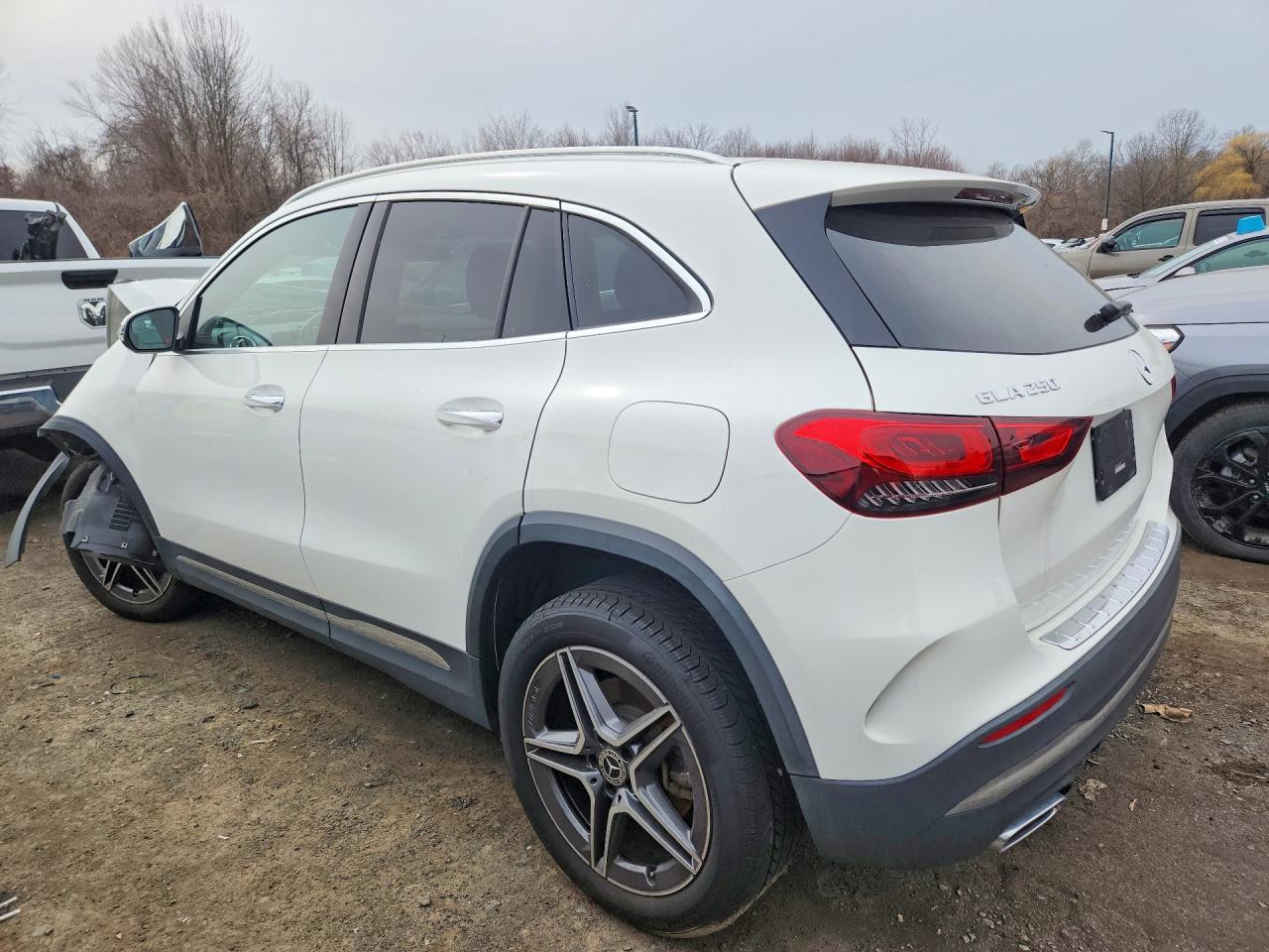 Mercedes-Benz GLA 250 4matic