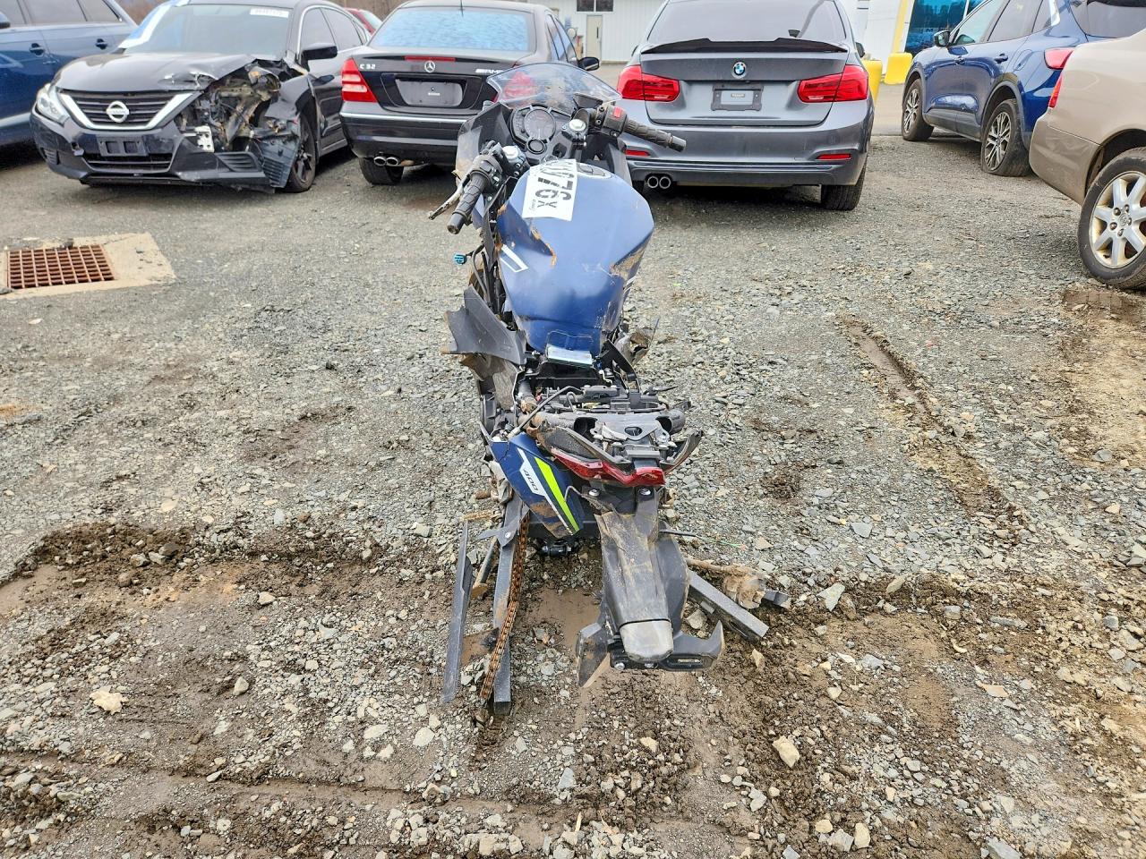 Kawasaki Ex400