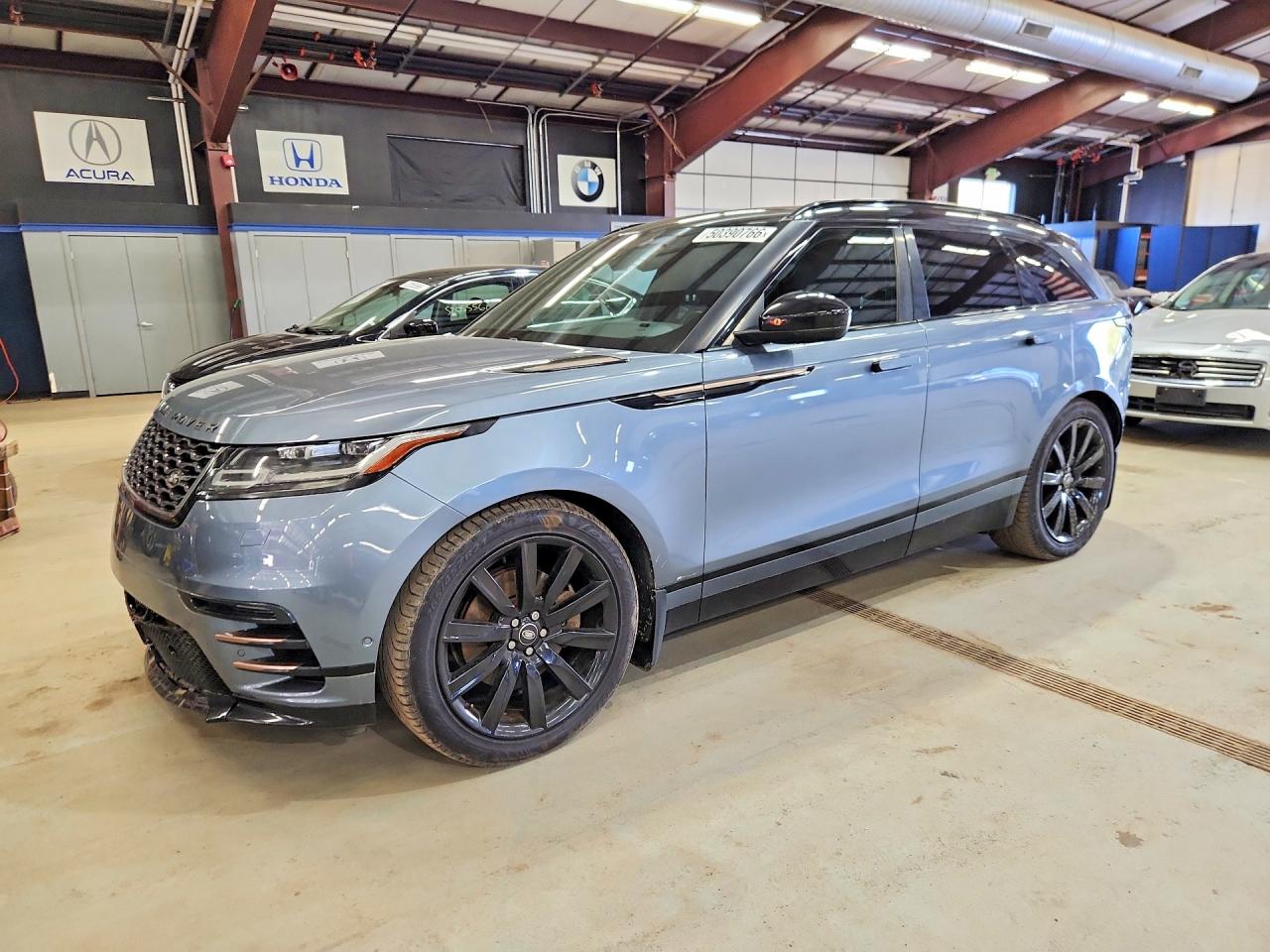 Salvage Land Rover Range Rover Image