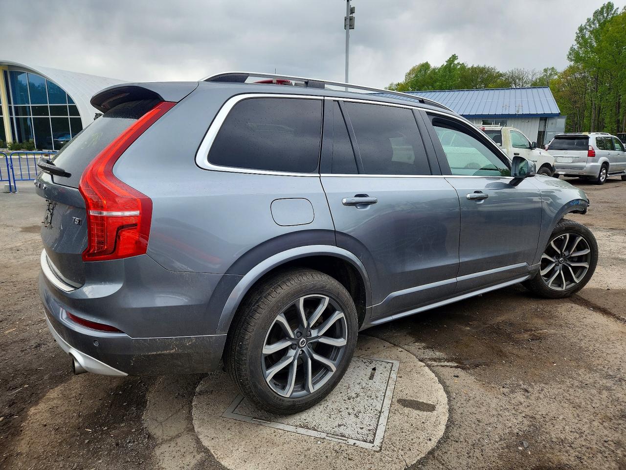 Volvo XC90 T5 Momentum