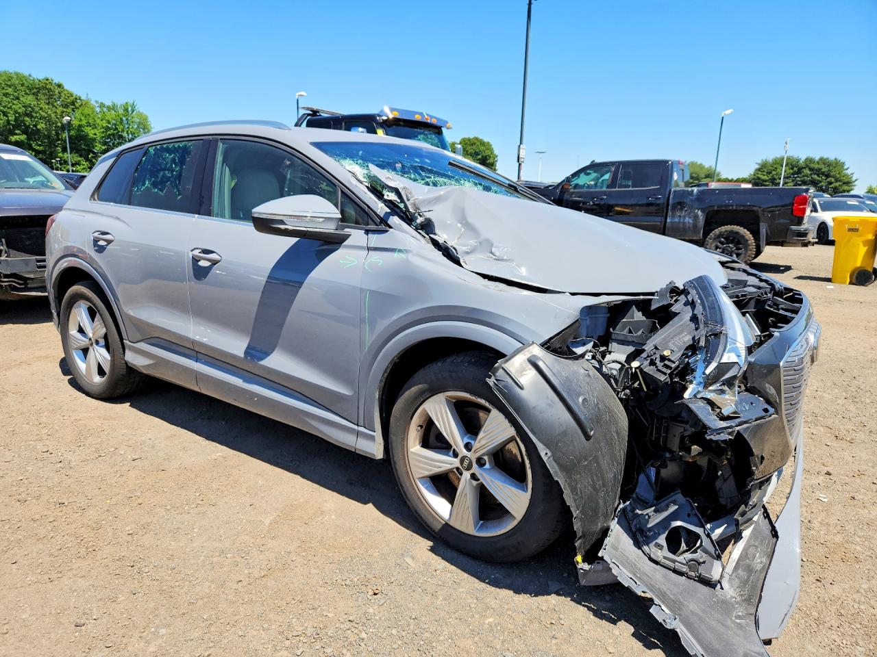 Audi Q4 Premium