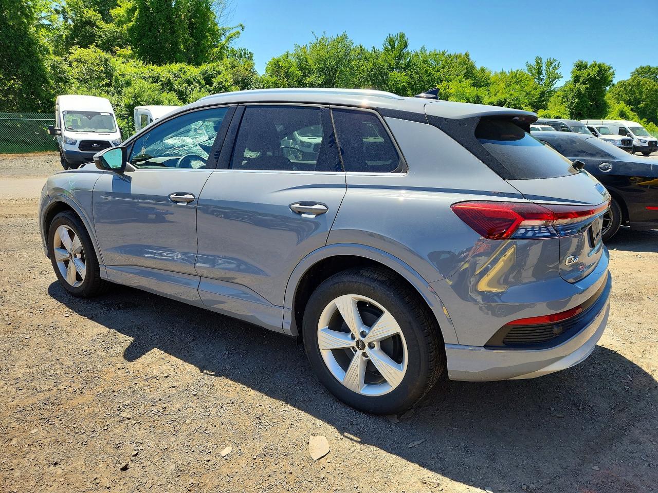 Audi Q4 Premium