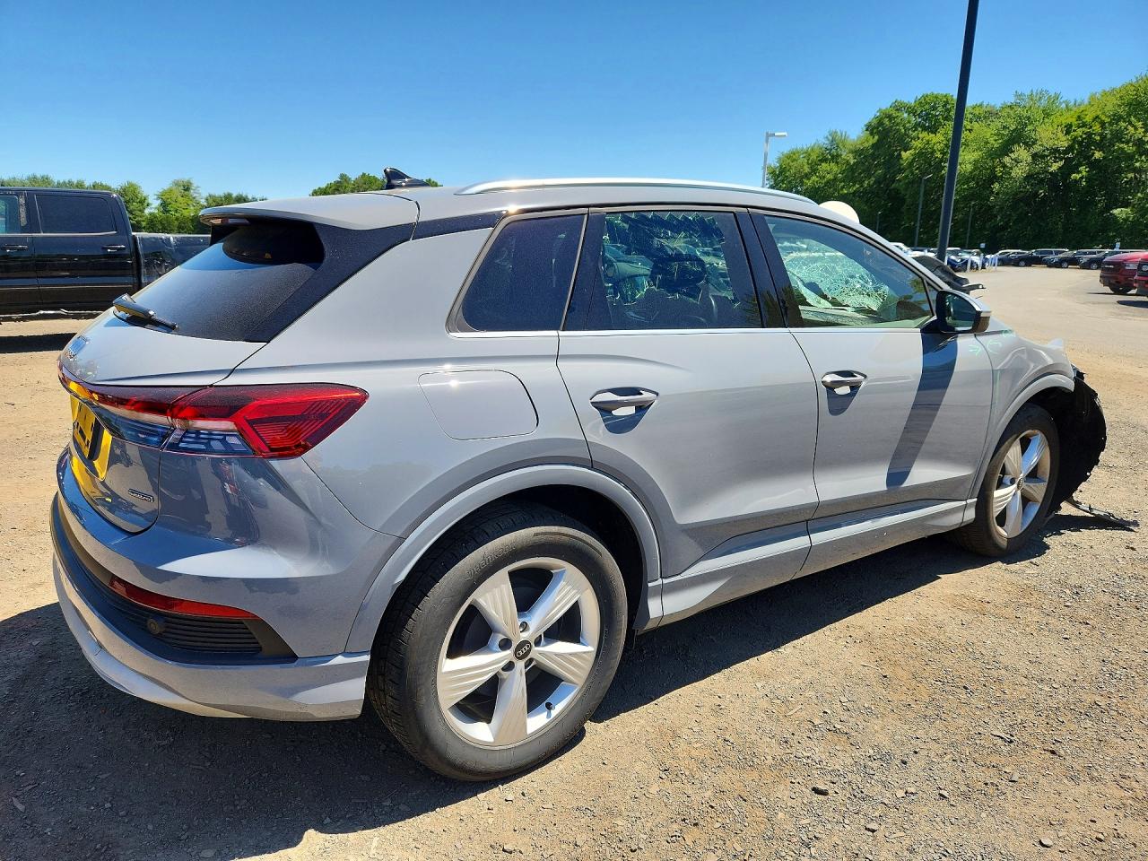 Audi Q4 Premium