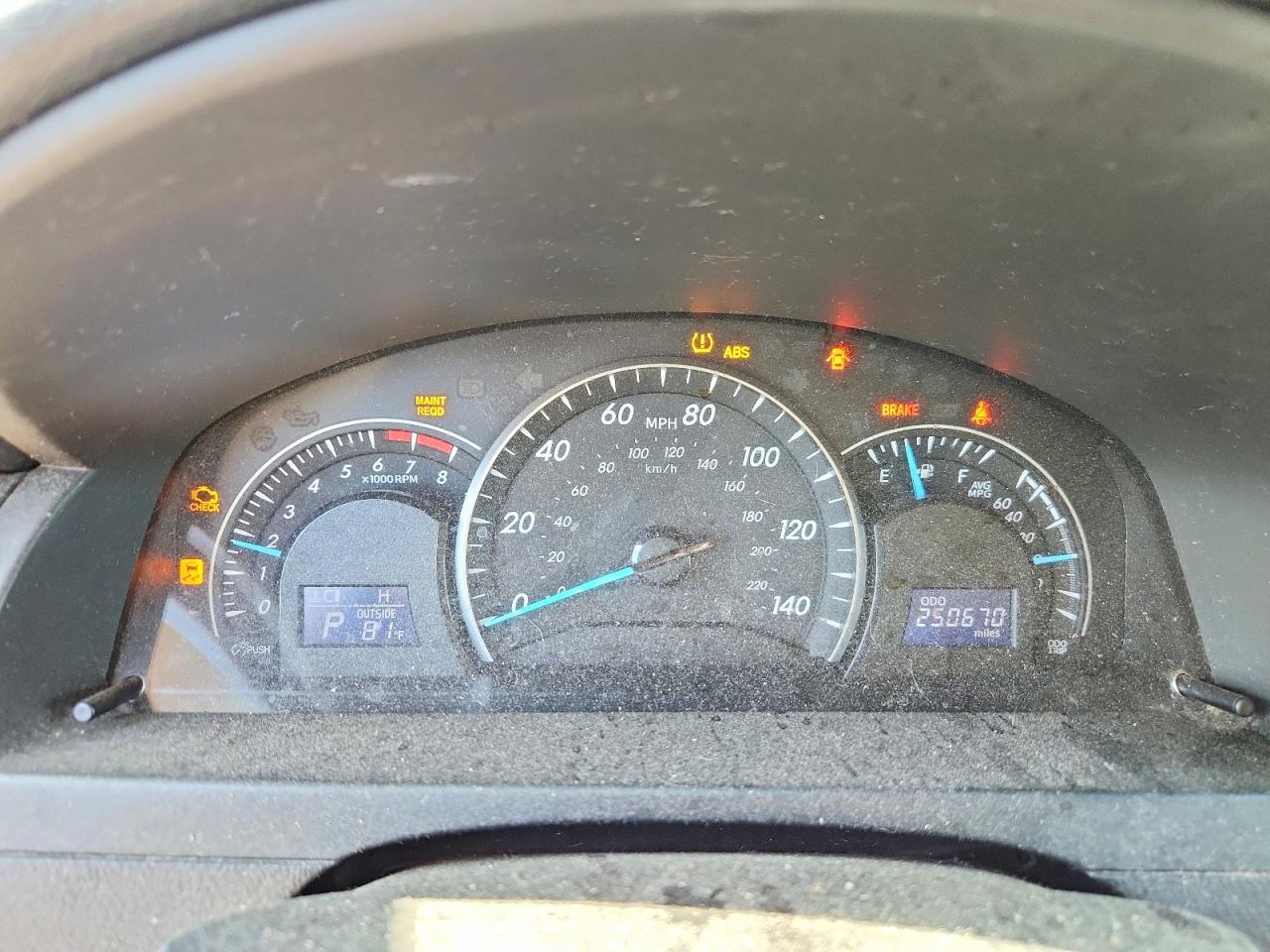 Toyota Camry Le