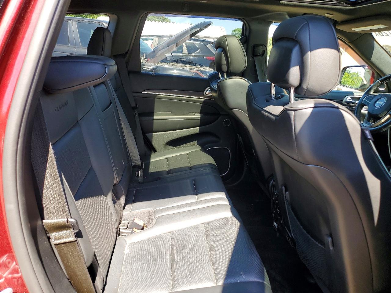 Jeep Cherokee Summit