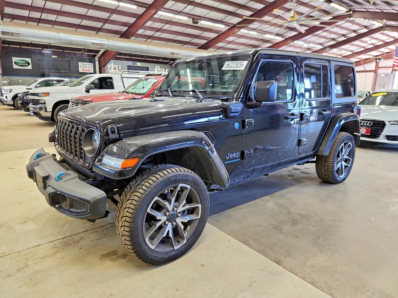 Salvage Jeep Wrangler Image