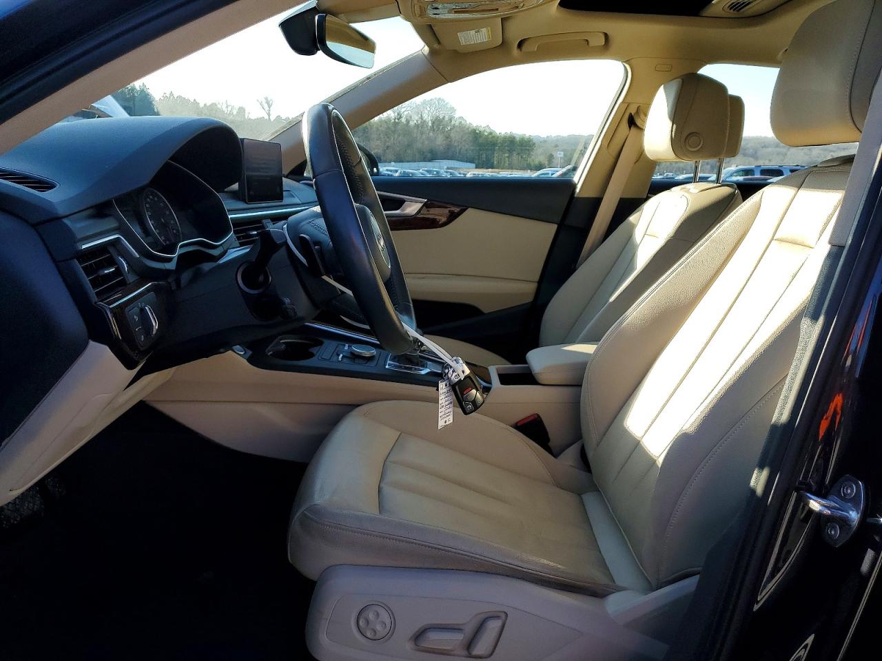 Audi A4 Premium