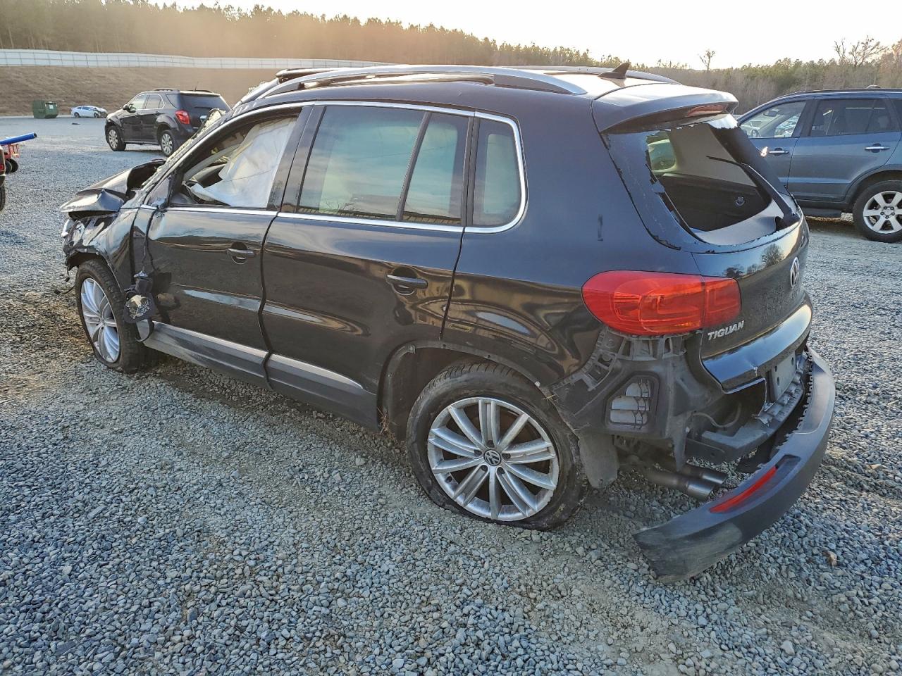 Volkswagen Tiguan S