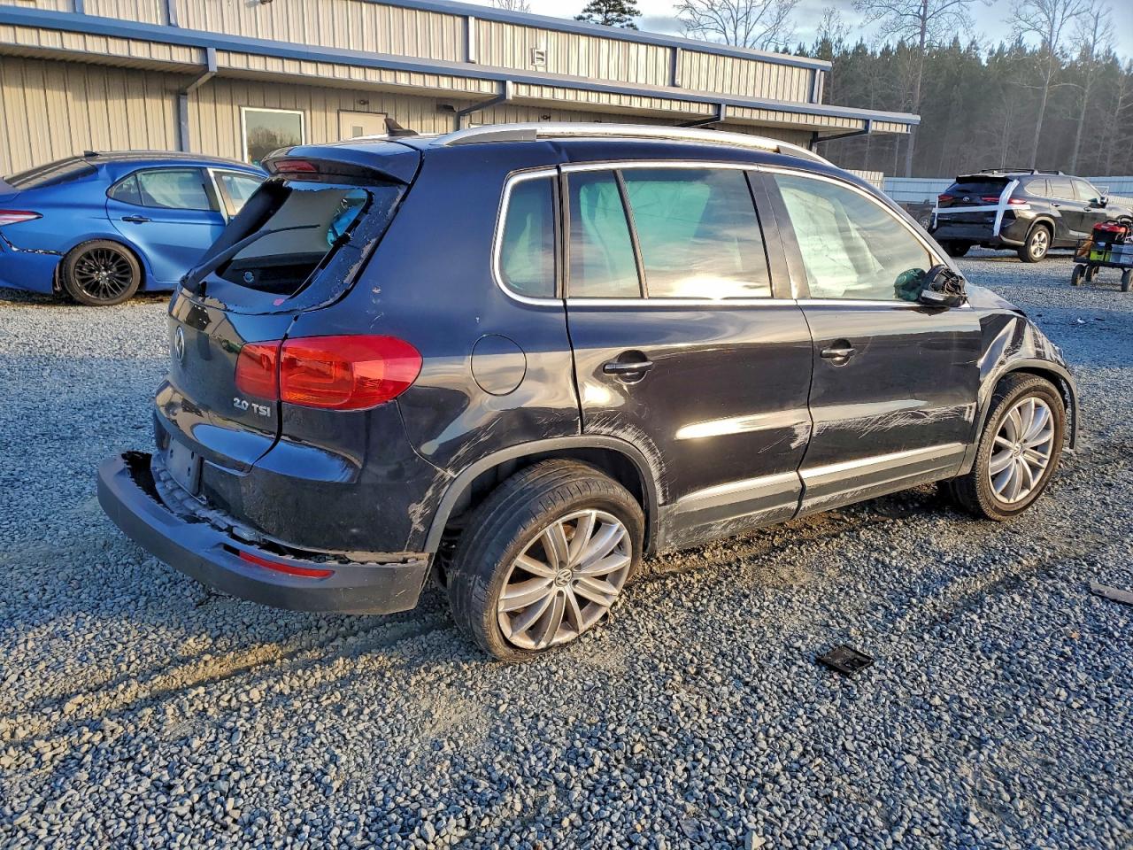 Volkswagen Tiguan S