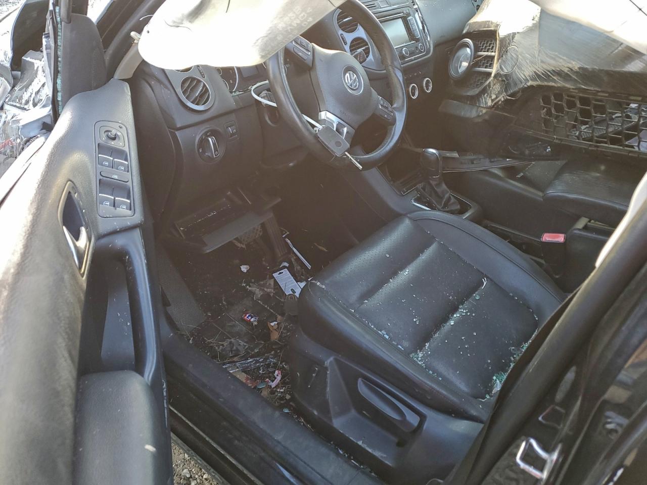 Volkswagen Tiguan S
