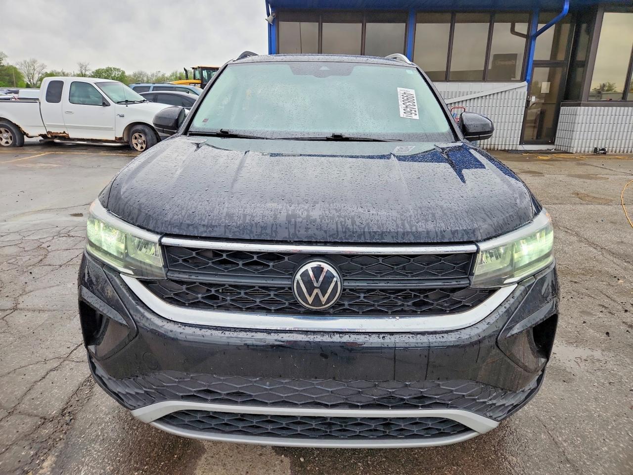 Volkswagen Taos Se Iq Drive