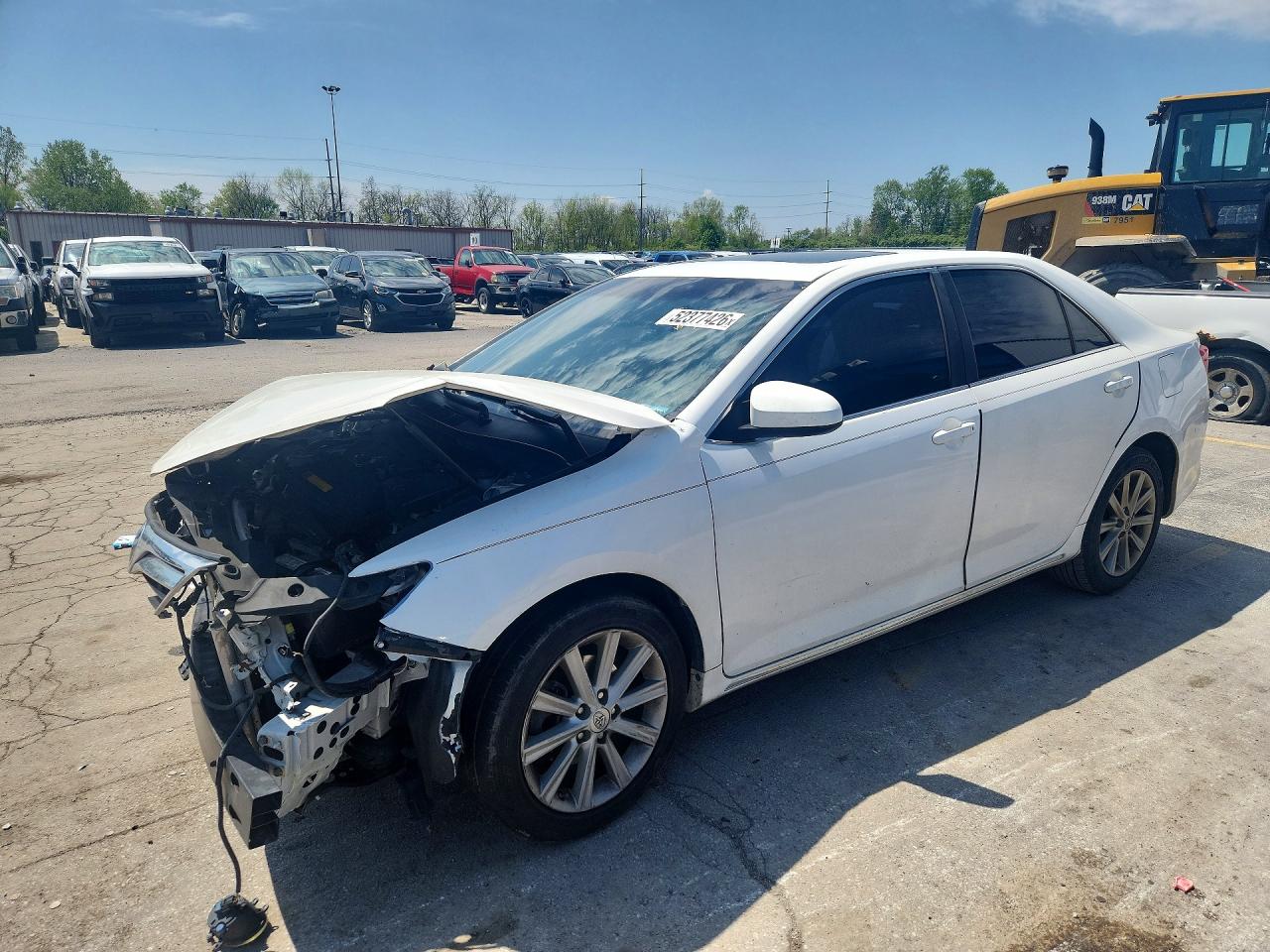 Salvage Toyota Camry Image