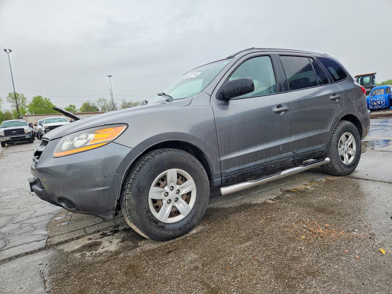Salvage Hyundai SANTA FE Image