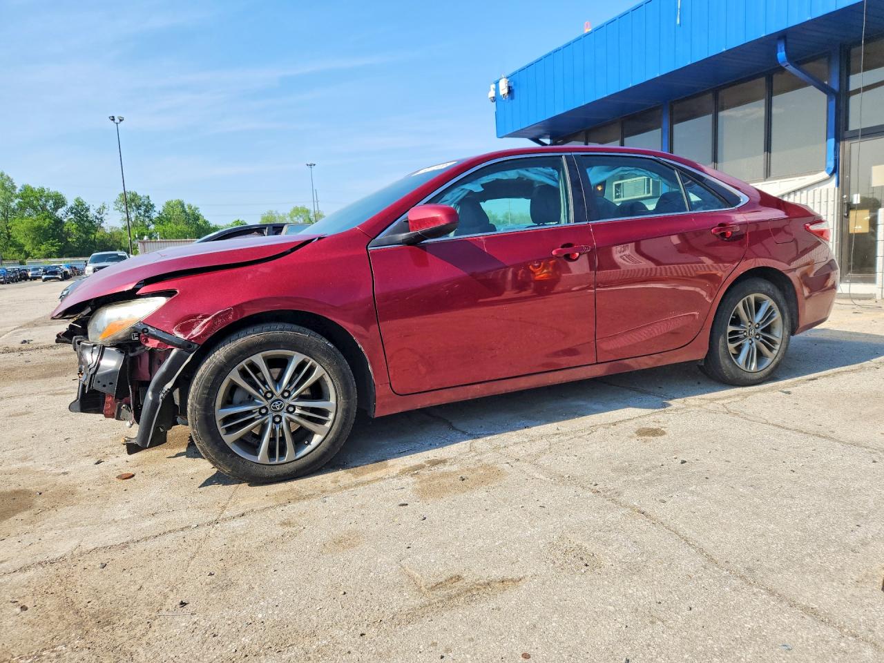 Salvage Toyota Camry Image