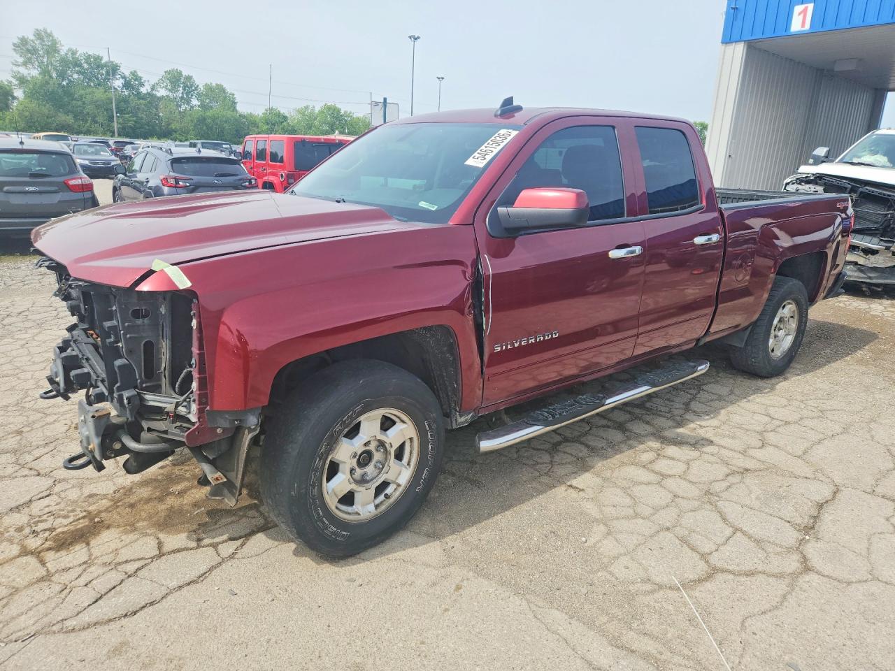 Salvage Chevrolet Silverado Image