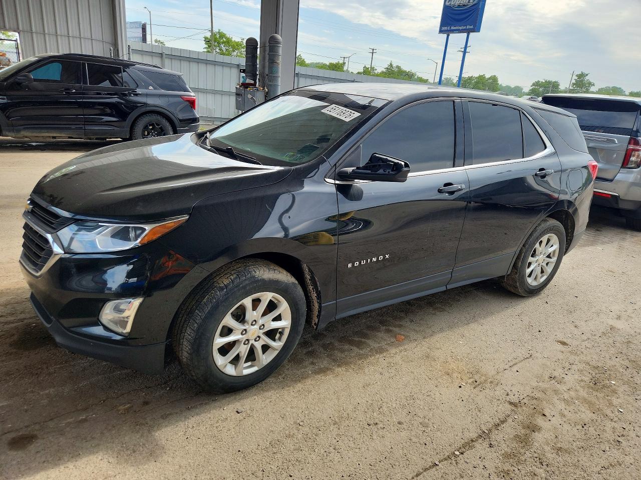 Salvage Chevrolet Equinox Image