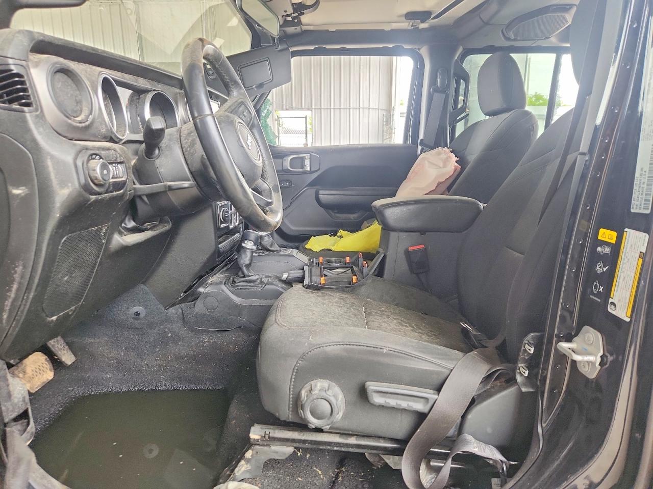 Jeep Wrangler Sport
