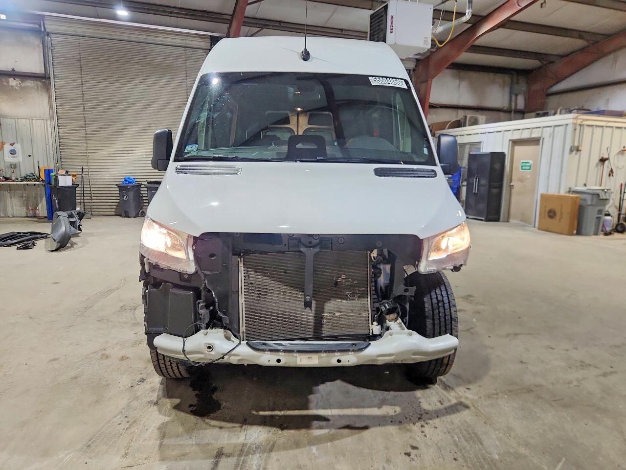 Mercedes-Benz Sprinter 2500