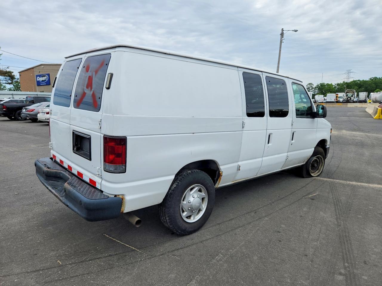 Ford Econoline E250 Van