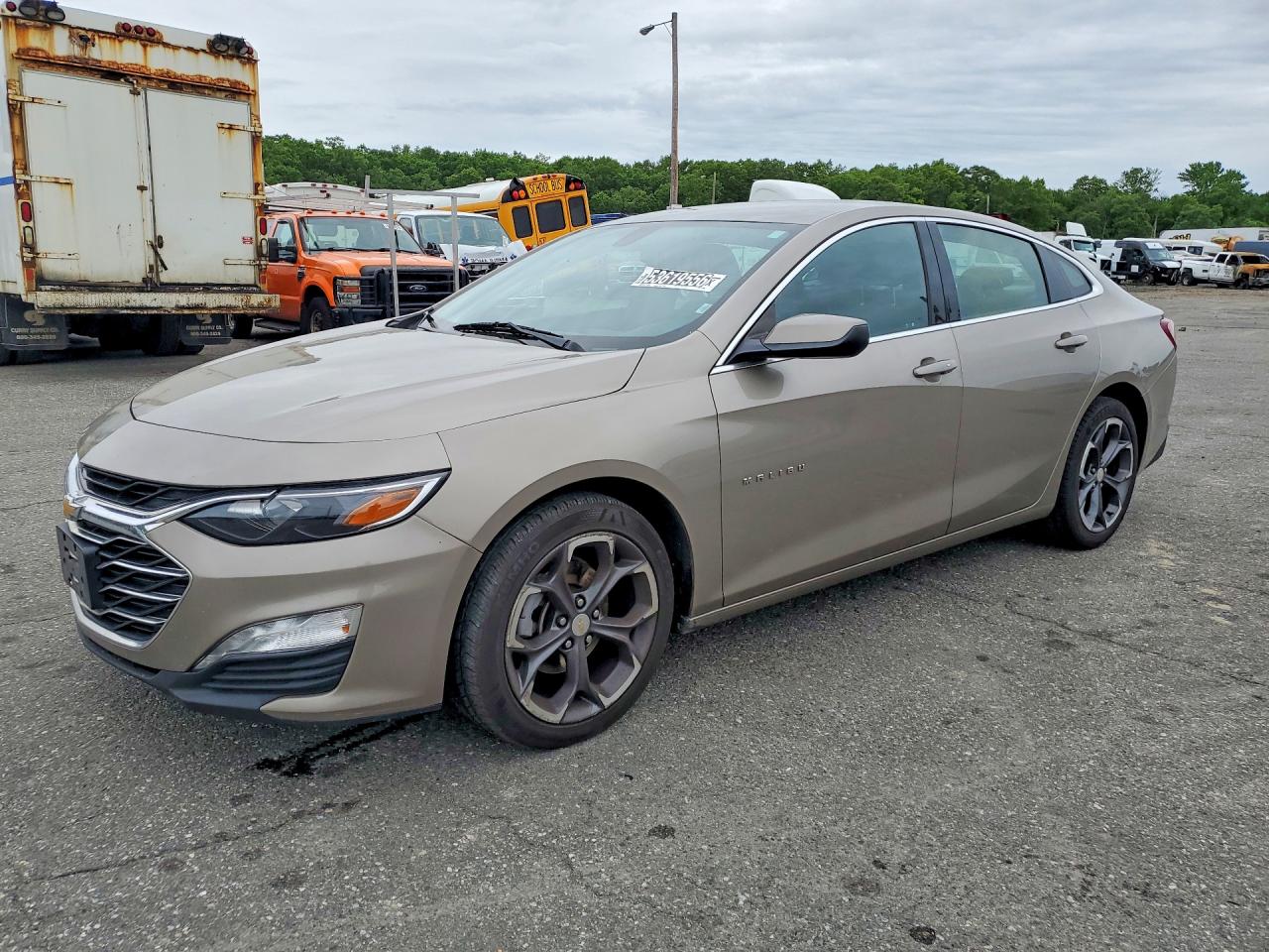 Salvage Chevrolet Malibu Image