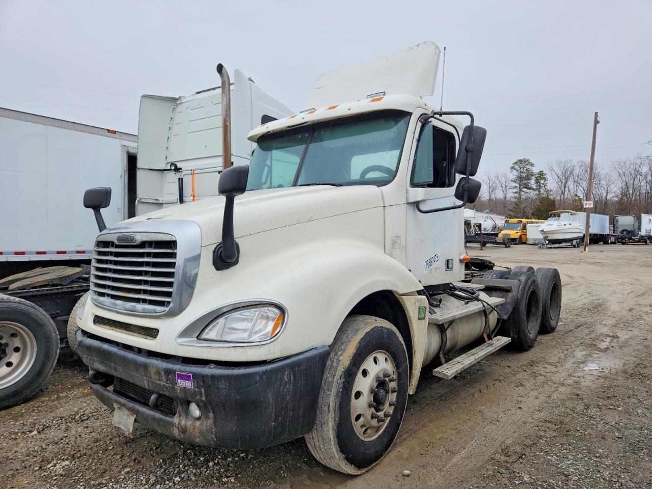 Freightliner Conventional Columbia
