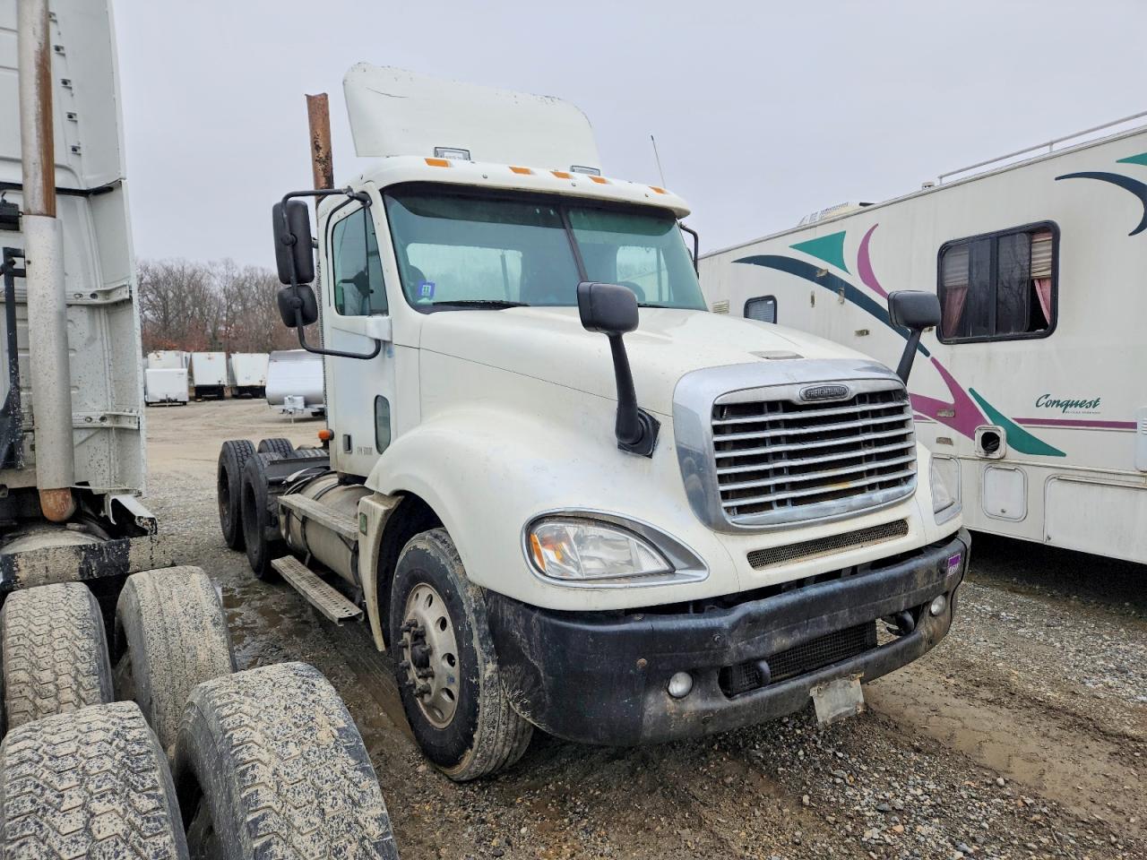 Salvage Freightliner Conventional Image