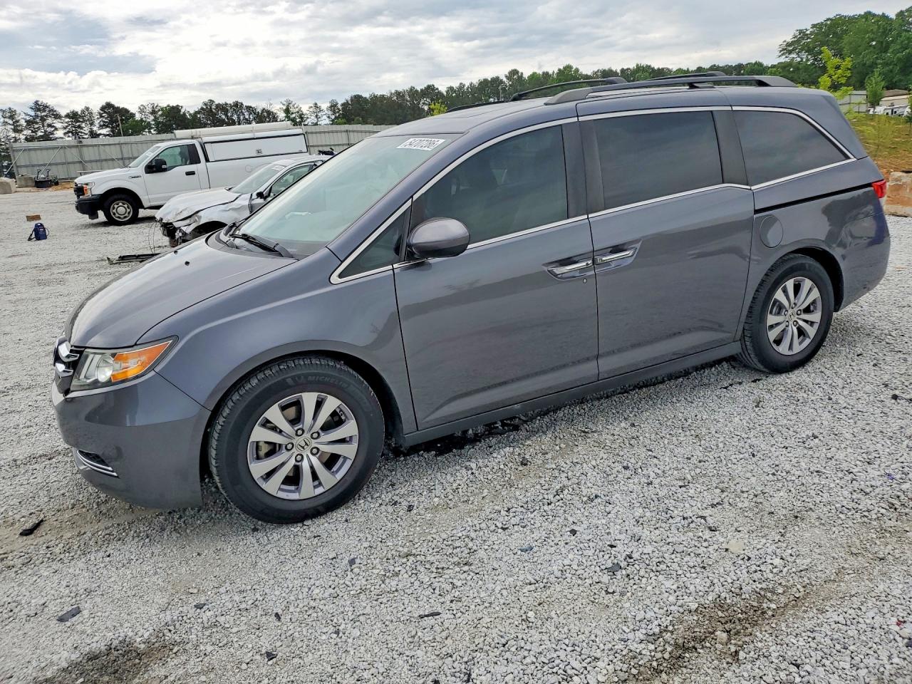 Salvage Honda Odyssey Image