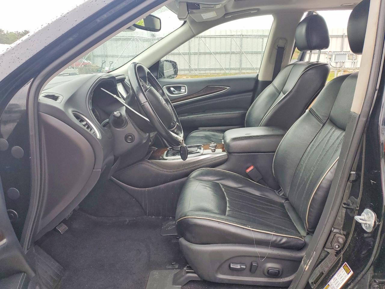 INFINITI Qx Base