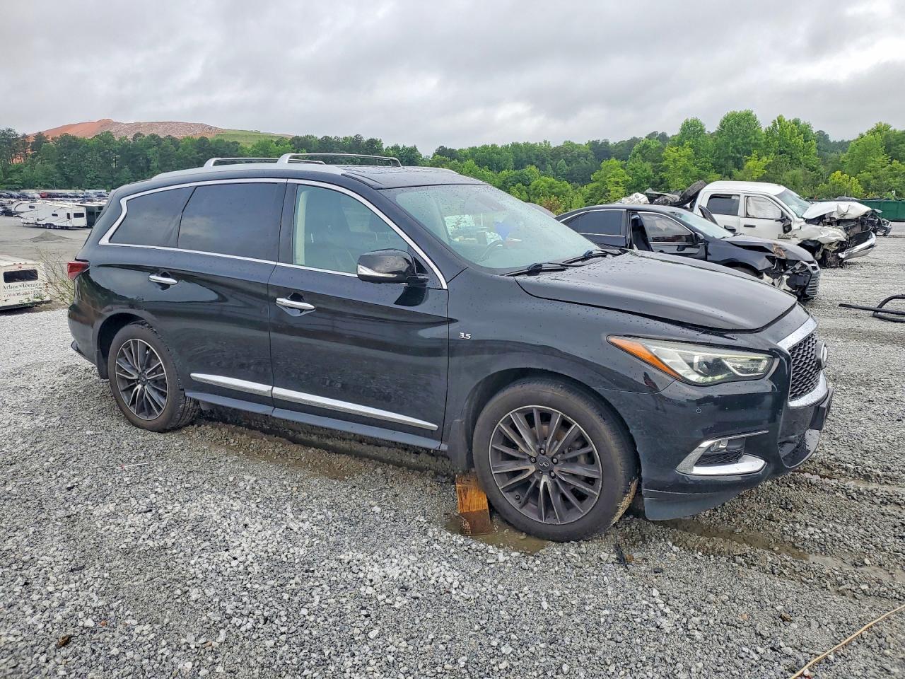 INFINITI Qx Base