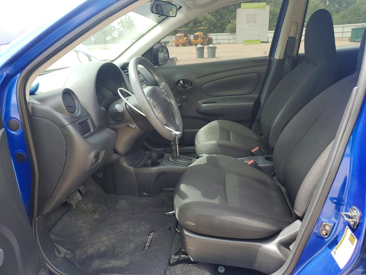Nissan Versa 1.6 S Plus