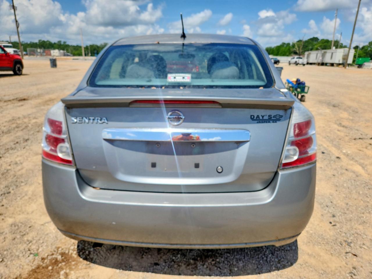 Nissan Sentra 2.0