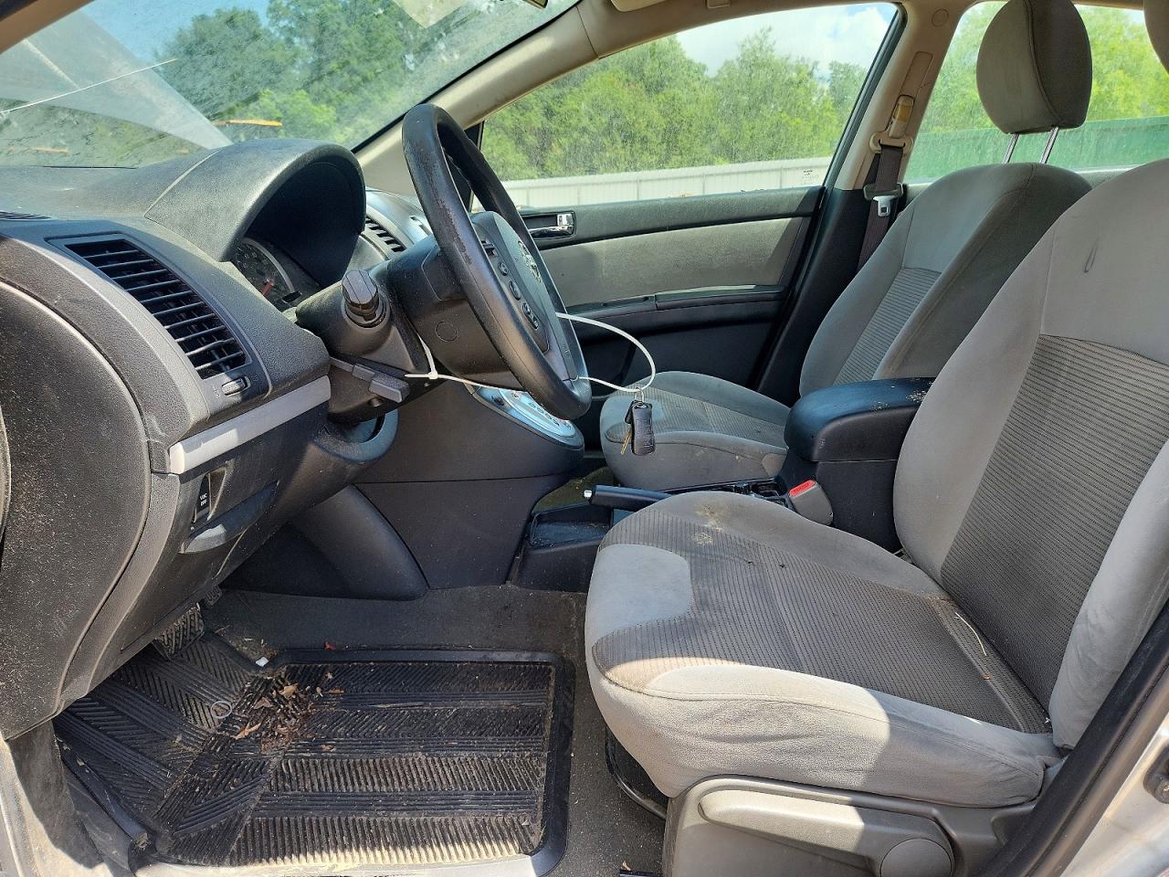 Nissan Sentra 2.0